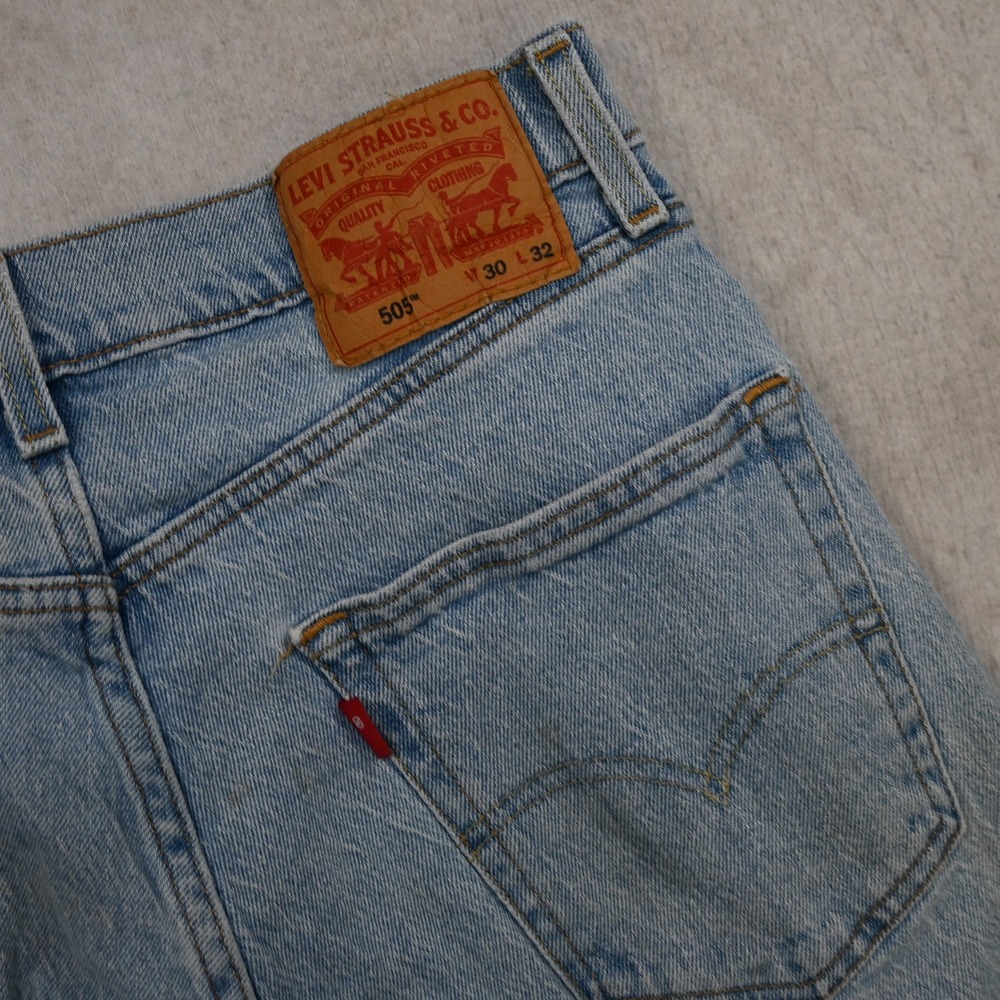 Levi's 505 Jeans Men 30x32 Regular Fit Light Wash Stretch Denim
